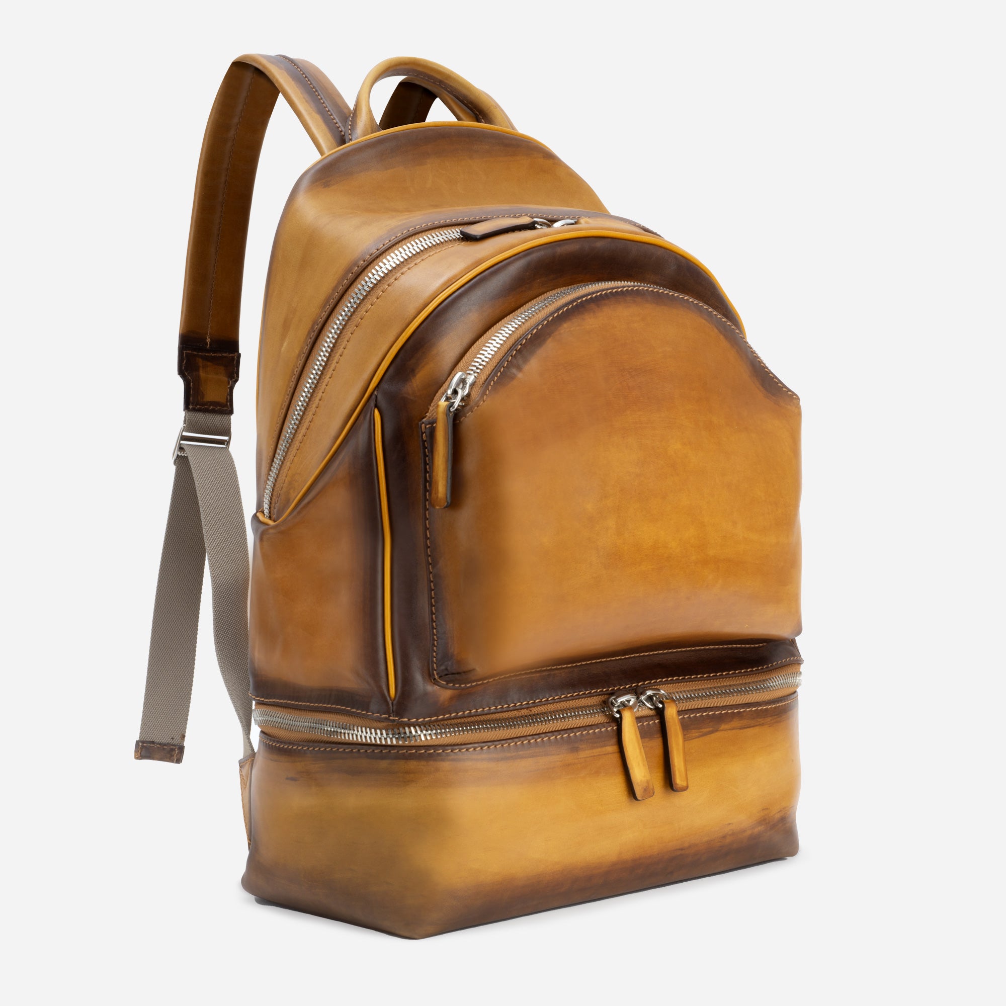 830 S - Backpack<br> Hand painted calfskin leather